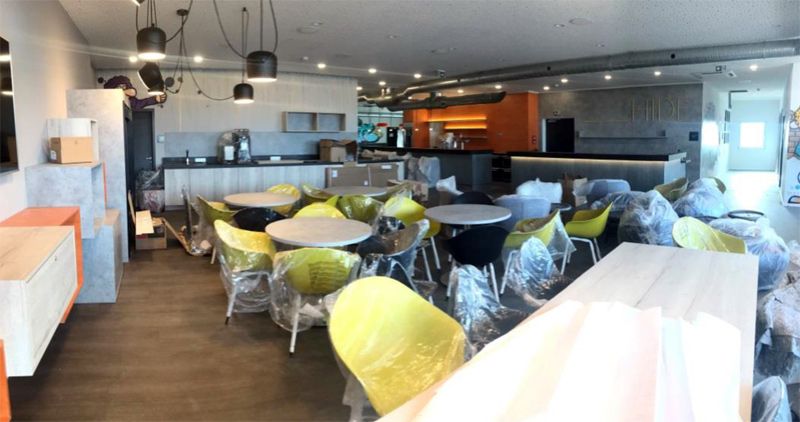 Lobby Niu Hide Hotel, in Fertigstellung