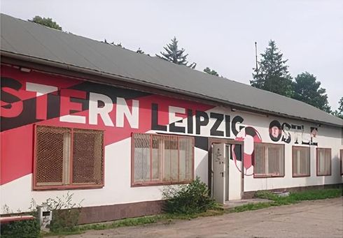 Außenansicht Funktionsgebäude vor der Sanierung